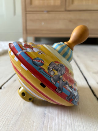 Tin toy humming/spinning top